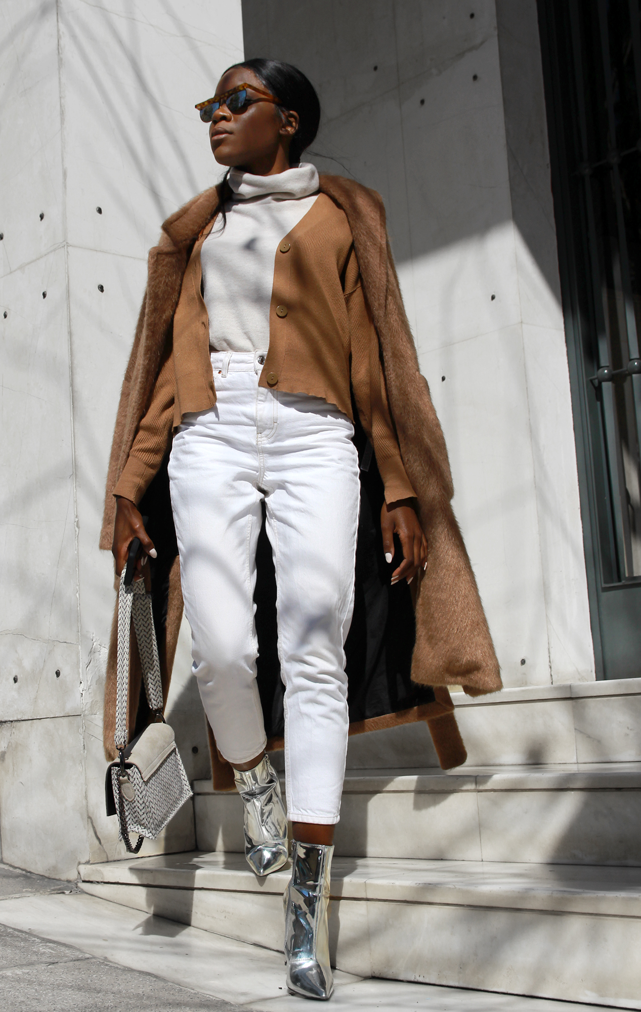 how-to-style-neutral-outfit