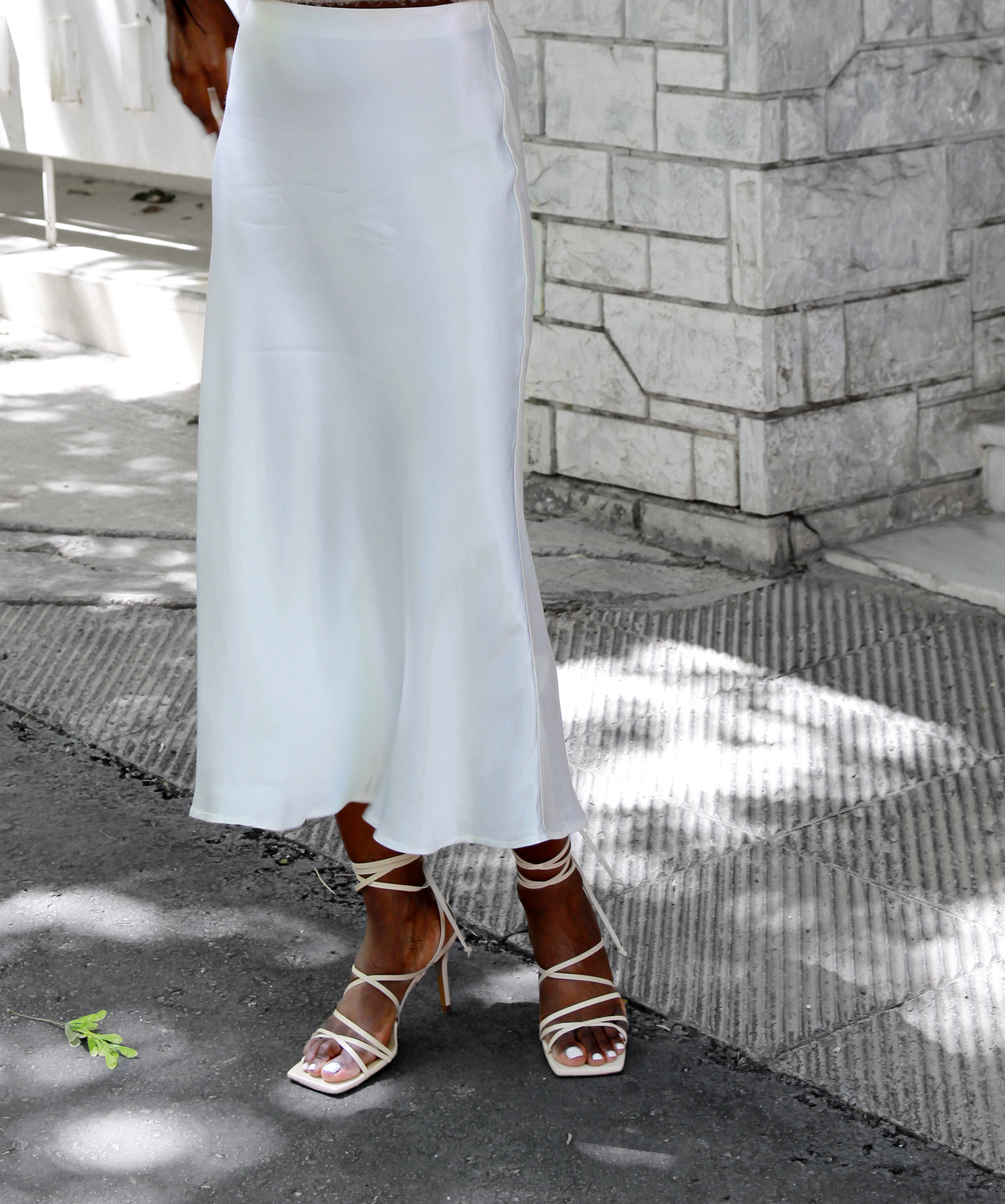 White satin outlet skirt style